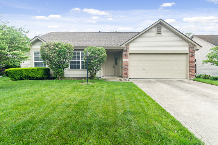 12421  Clearview Lane Indianapolis, IN 46236 | MLS 21976711