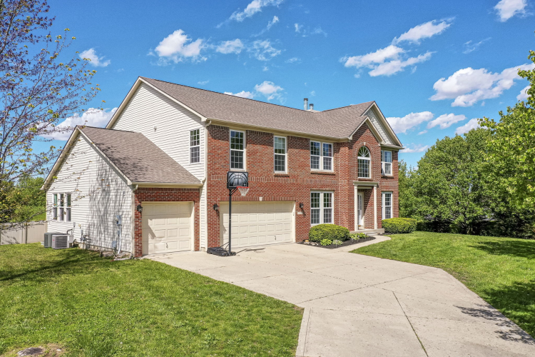 20970  Waters Edge Court Noblesville, IN 46062 | MLS 21976822