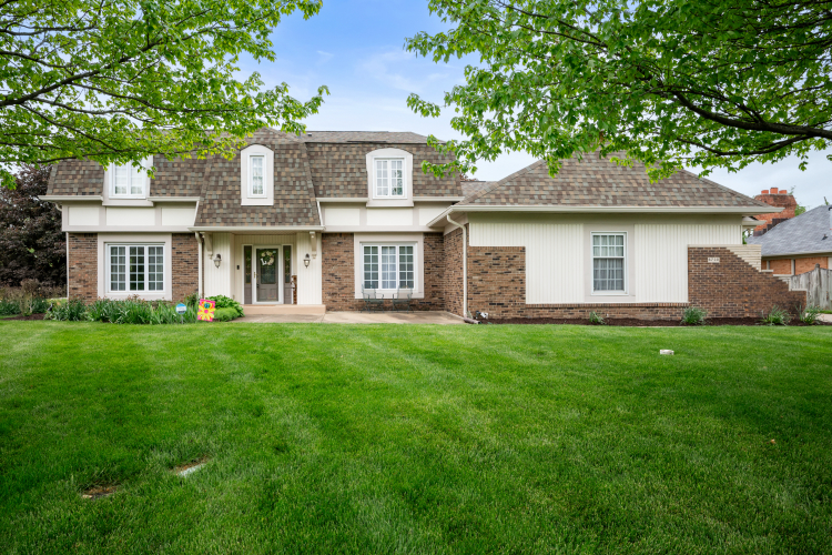 6730  Yellowstone Parkway Indianapolis, IN 46217 | MLS 21977025