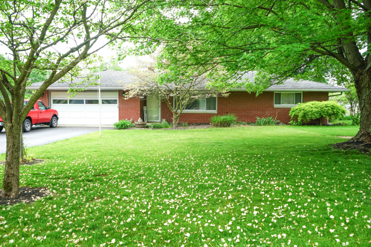 2315  Cardinal Drive Indianapolis, IN 46227 | MLS 21977109