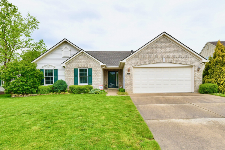 4054  Hennessey Drive Plainfield, IN 46168 | MLS 21977246