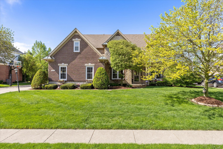 9874  Water Crest Drive Fishers, IN 46038 | MLS 21977255