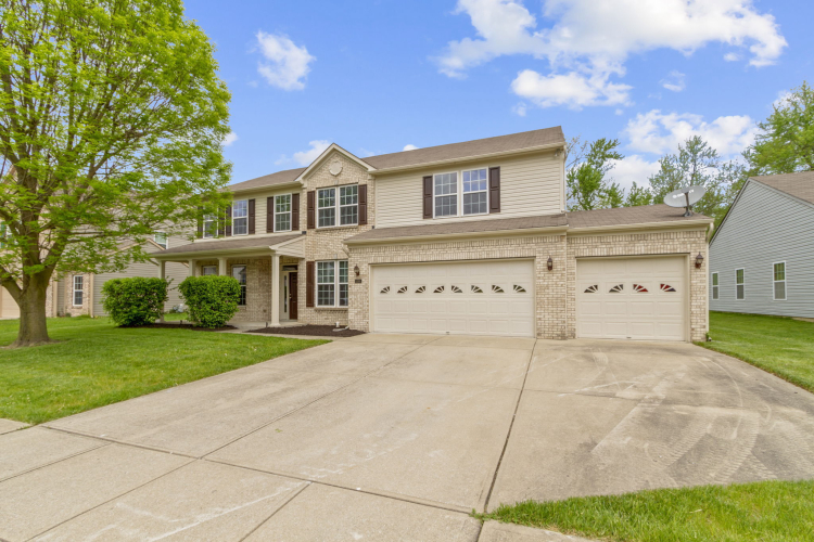 1350  Aggie Lane Indianapolis, IN 46260 | MLS 21977322