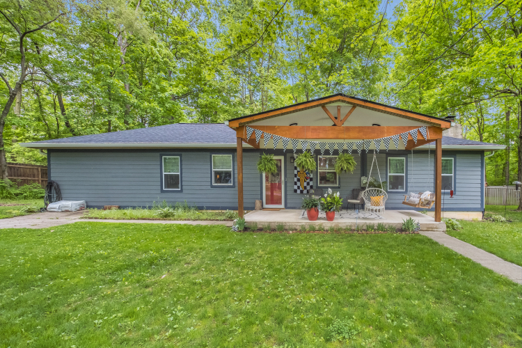4827  Woodland Drive Indianapolis, IN 46254 | MLS 21978129