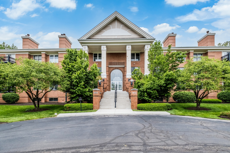 8751  Jaffa Court East Drive Indianapolis, IN 46260 | MLS 21978288