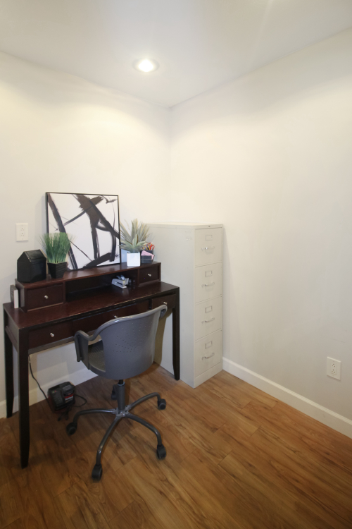 Listing Image 22