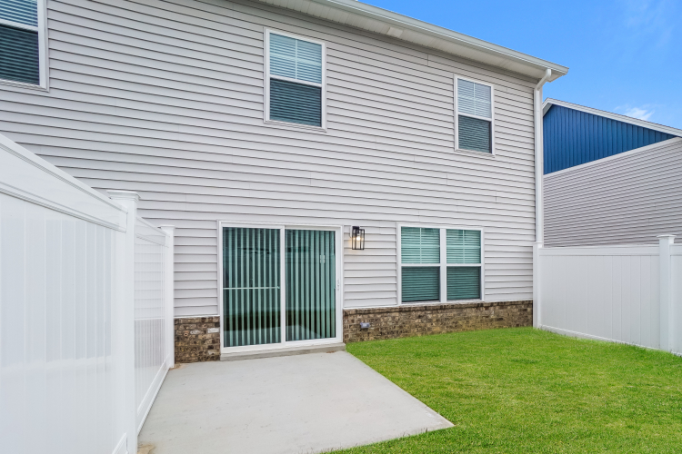 Listing Image 17