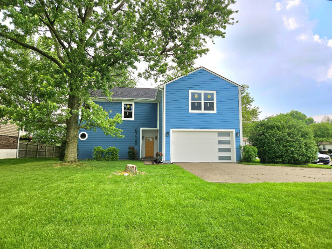 6728  Zionsville Road Indianapolis, IN 46268 | MLS 21978904