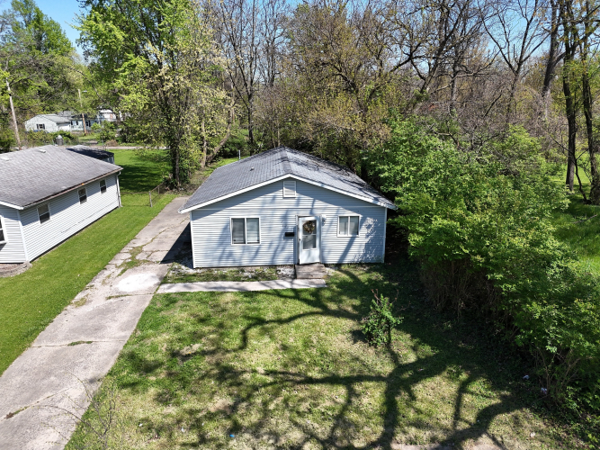 3129  Station Street Indianapolis, IN 46218 | MLS 21979077