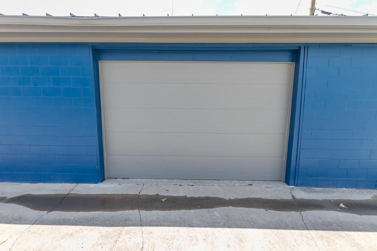 Listing Image 17