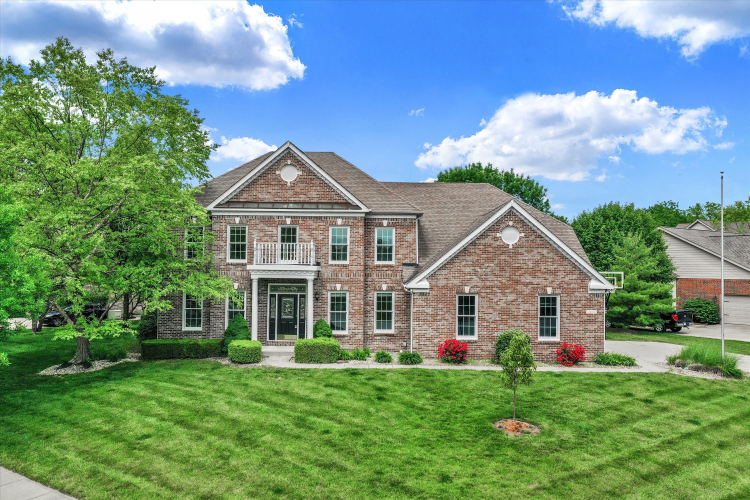 3672  Chancellor Drive Greenwood, IN 46143 | MLS 21979268