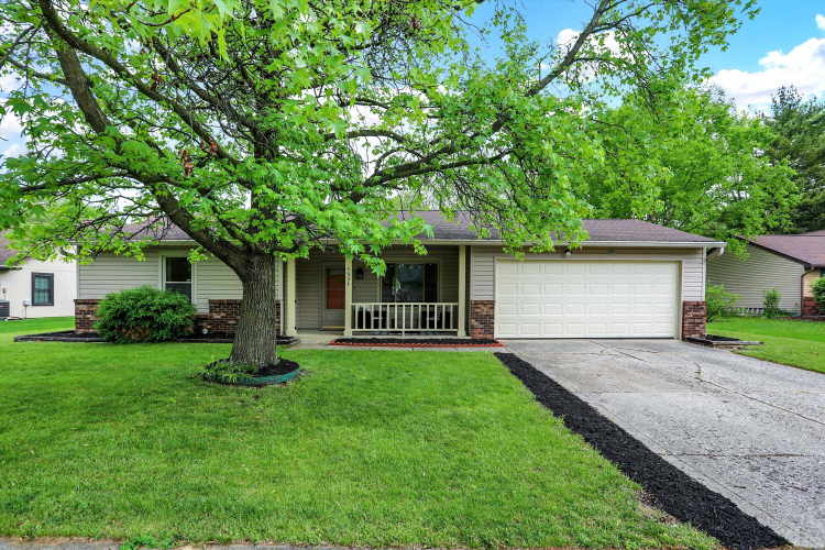 4634  Clayburn Drive Indianapolis, IN 46268 | MLS 21979363