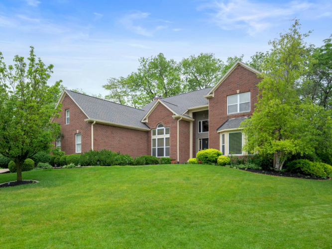 4310  Tally Ho Circle Zionsville, IN 46077 | MLS 21979491
