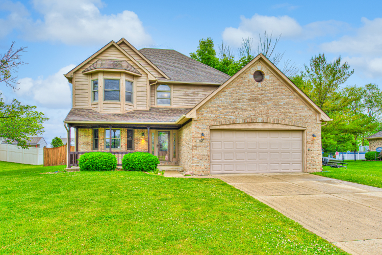 92  Park Forest Drive Whiteland, IN 46184 | MLS 21979561