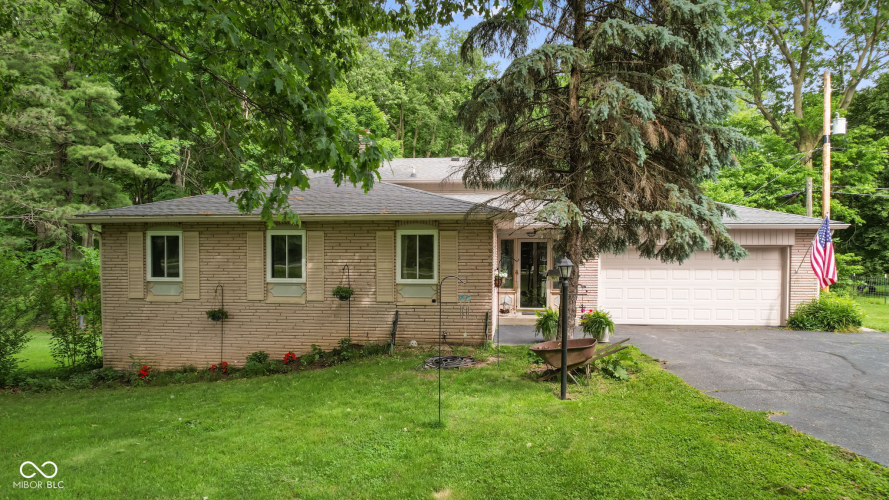 3545  Pinecrest Road Indianapolis, IN 46234 | MLS 21980638
