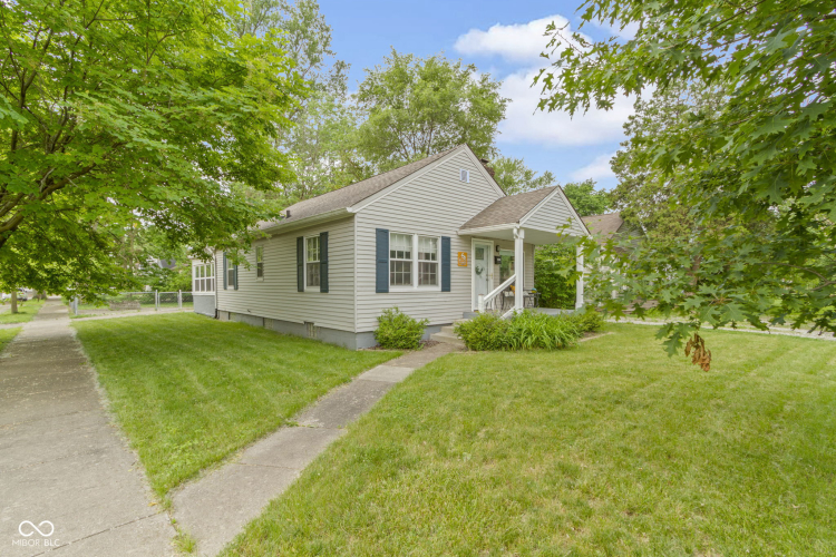 4521 E 16th Street Indianapolis, IN 46201 | MLS 21980717