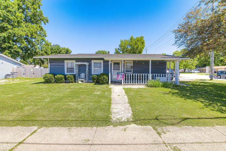 4802 W 30th Street Indianapolis, IN 46224 | MLS 21981228