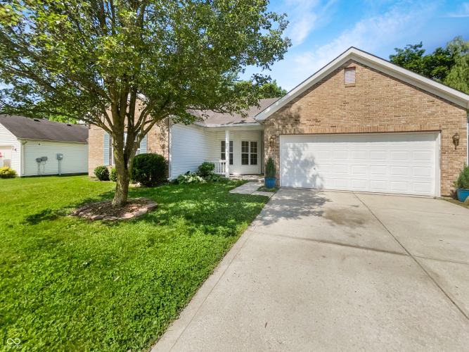 5706  Dollar Forge Drive Indianapolis, IN 46221 | MLS 21981381