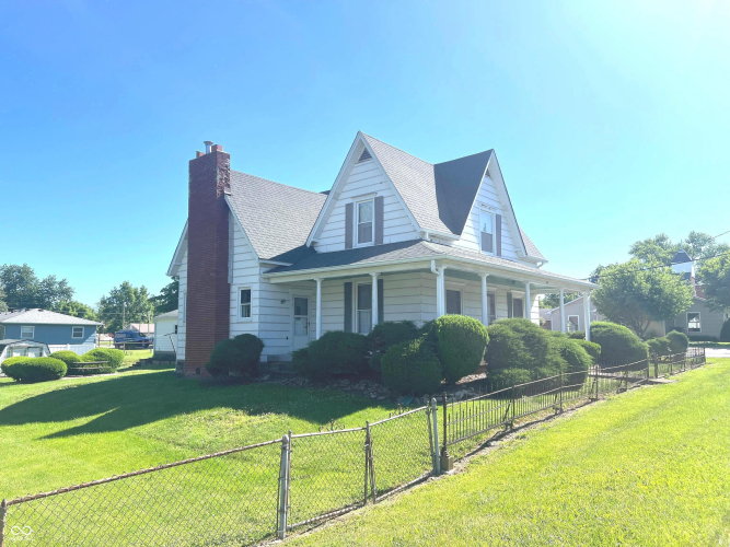 302 W Washington Street Fairland, IN 46126 | MLS 21981515