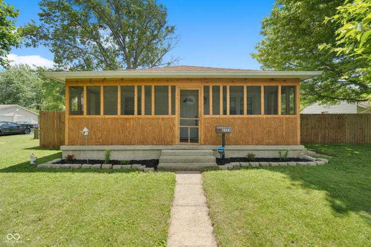 2253 E Gimber Street Indianapolis, IN 46203 | MLS 21981750