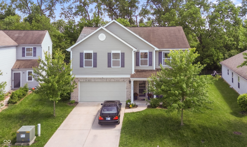 11535  High Grass Drive Indianapolis, IN 46235 | MLS 21981906