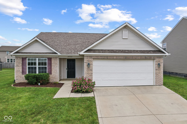 10522  Hunters Crossing Boulevard Indianapolis, IN 46239 | MLS 21981928