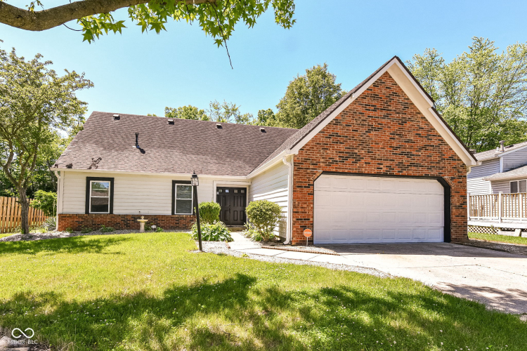 5855  Liberty Creek Drive Indianapolis, IN 46254 | MLS 21981937