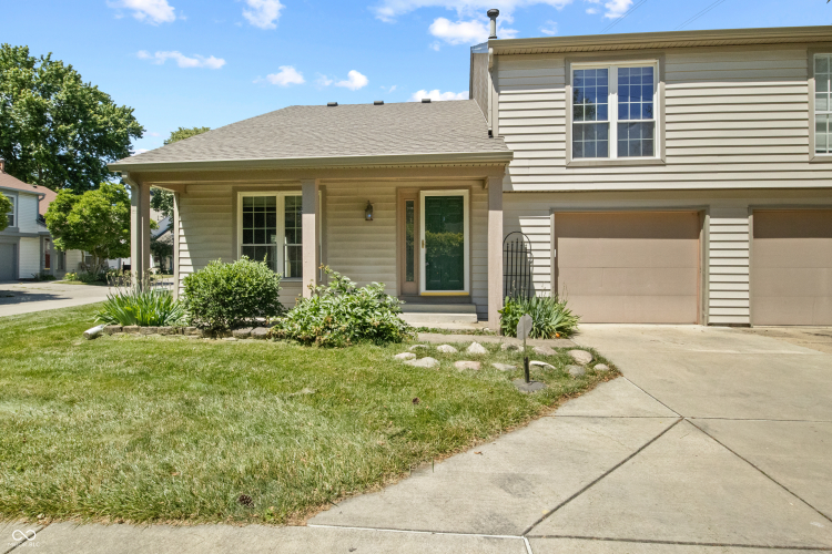 7821  Hunters Path Indianapolis, IN 46214 | MLS 21982293