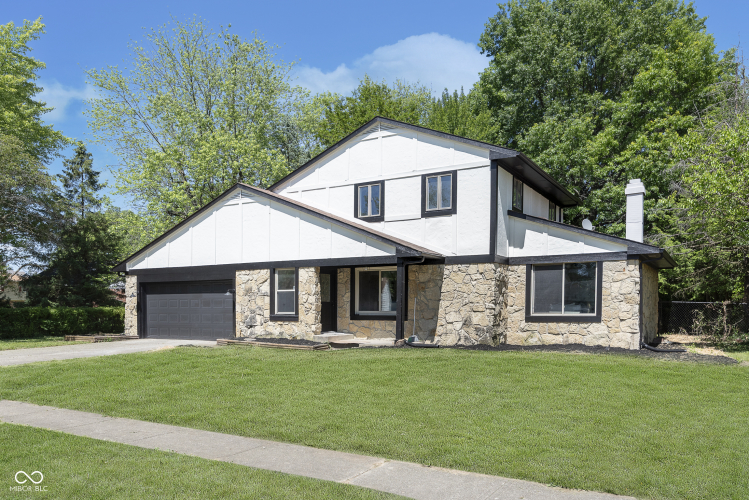 3519  Summerfield Drive Indianapolis, IN 46214 | MLS 21982406