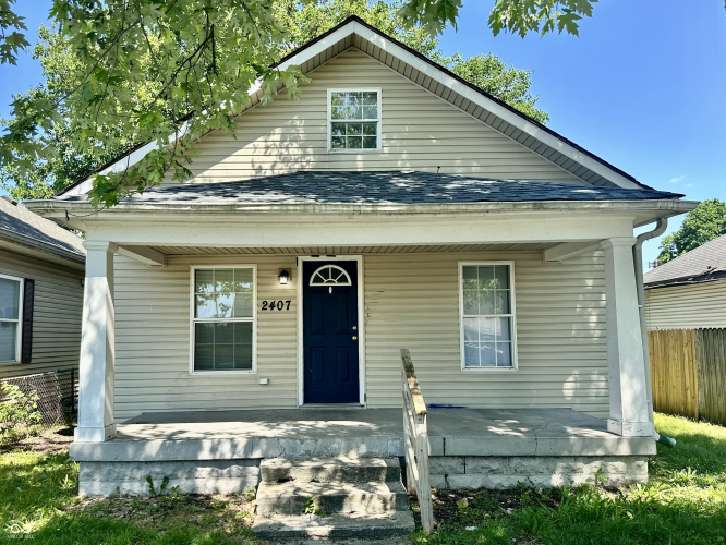 2407 S McClure Street Indianapolis, IN 46241 | MLS 21982472