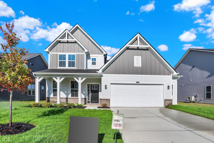 660  Bluestem Circle New Whiteland, IN 46184 | MLS 21982531