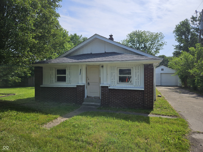 2027  Spruce Street Indianapolis, IN 46203 | MLS 21982815