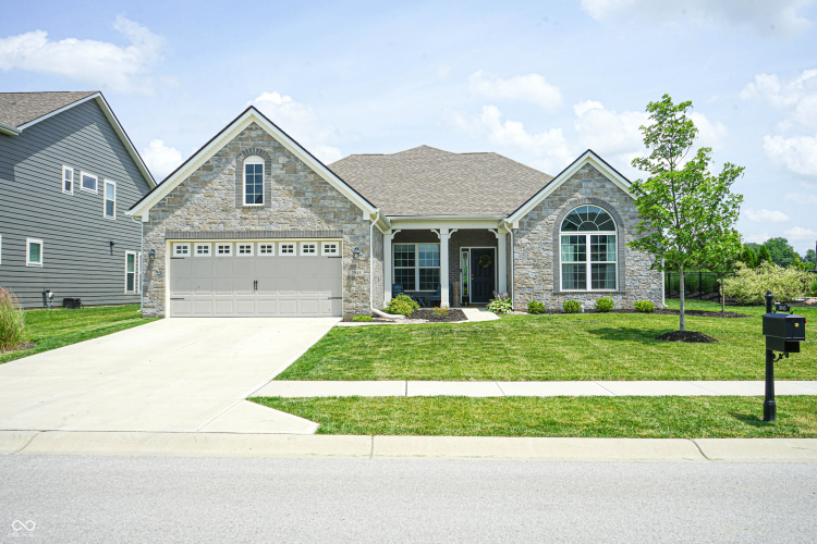 3945  Justify Drive Bargersville, IN 46106 | MLS 21983595