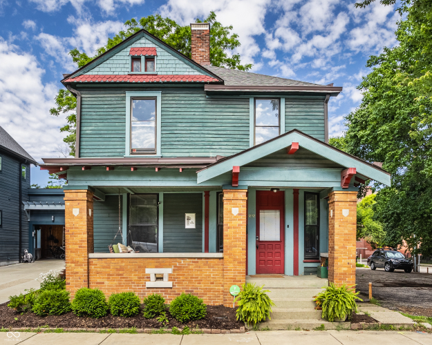 1242 N Alabama Street Indianapolis, IN 46202 | MLS 21983917