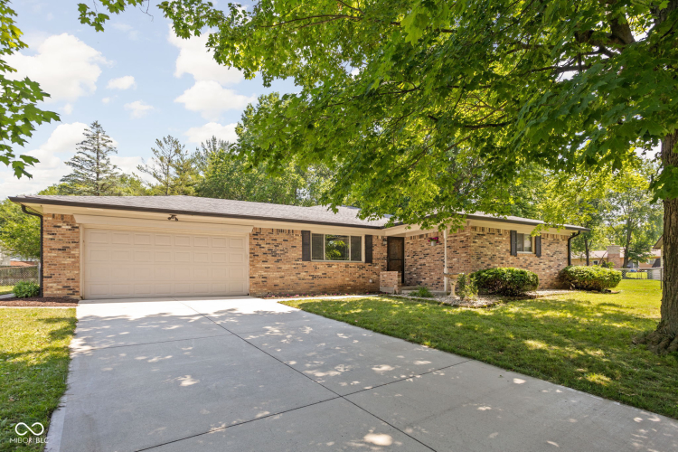 3618  Hearthstone Court Indianapolis, IN 46227 | MLS 21984168