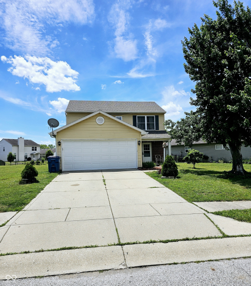 5236  Bluff View Drive Indianapolis, IN 46217 | MLS 21984377