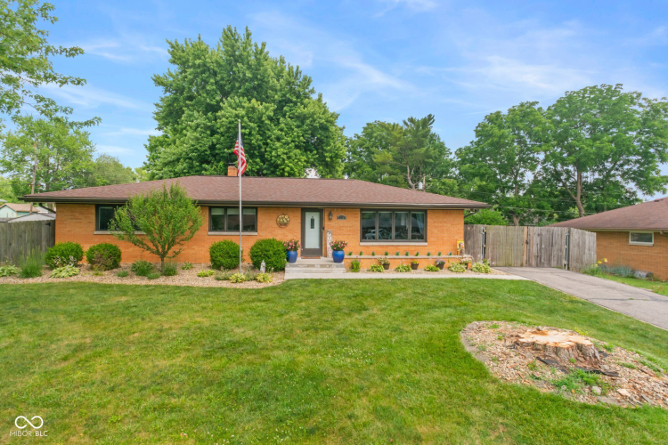 2233  Rosedale Drive Indianapolis, IN 46227 | MLS 21984809