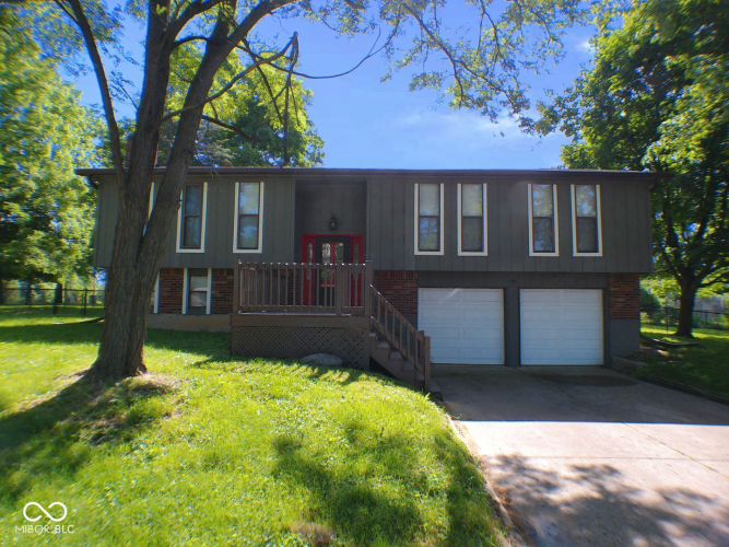 791  Shady Creek Drive Greenwood, IN 46142 | MLS 21984949