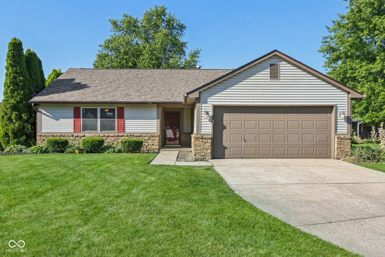 6131  Chris Anne Court Indianapolis, IN 46237 | MLS 21984993