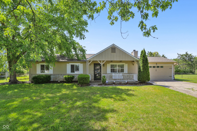 8319 Castle Farms Road Indianapolis IN 46256 (House For Sale) MLS