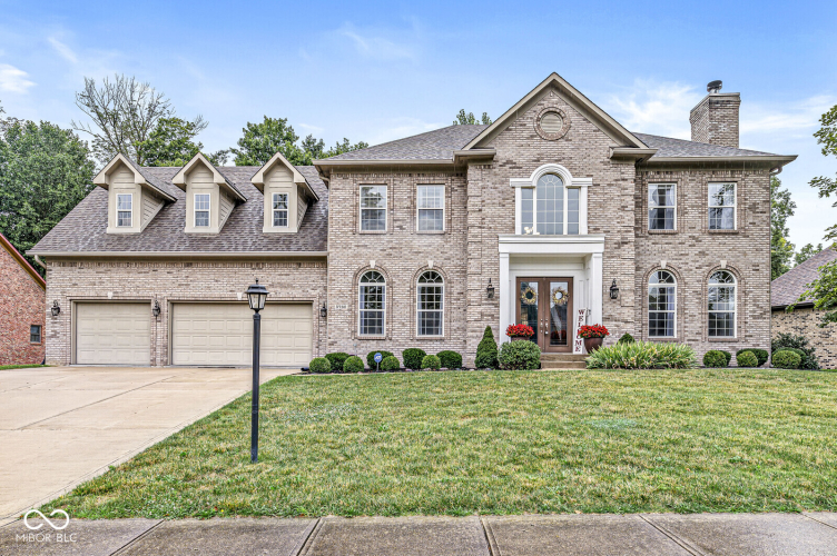 5760  Hickory Woods Drive Plainfield, IN 46168 | MLS 21986969