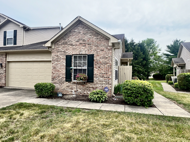 7226  Forrester Lane Indianapolis, IN 46217 | MLS 21987259