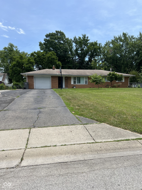 7105  Linden Drive Indianapolis, IN 46227 | MLS 21987813