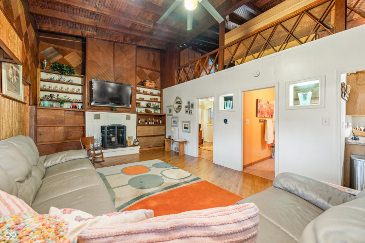 Listing Image 18