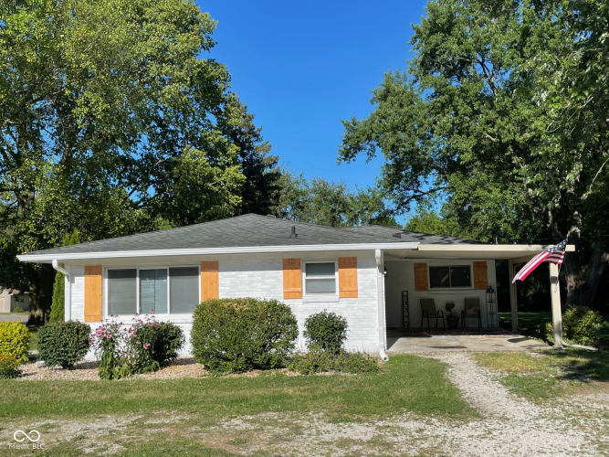 617 N County Road 1050  Indianapolis, IN 46234 | MLS 21987969