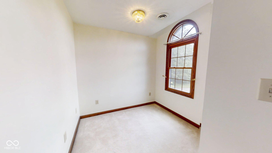 Listing Image 30