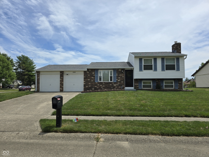 7503  Ardwell Drive Indianapolis, IN 46237 | MLS 21988381