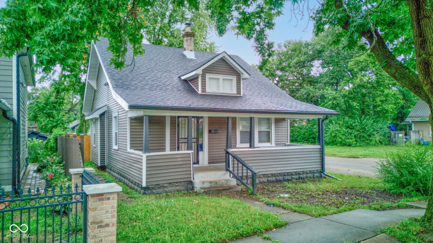 1058 N Holmes Avenue Indianapolis, IN 46222 | MLS 21988837