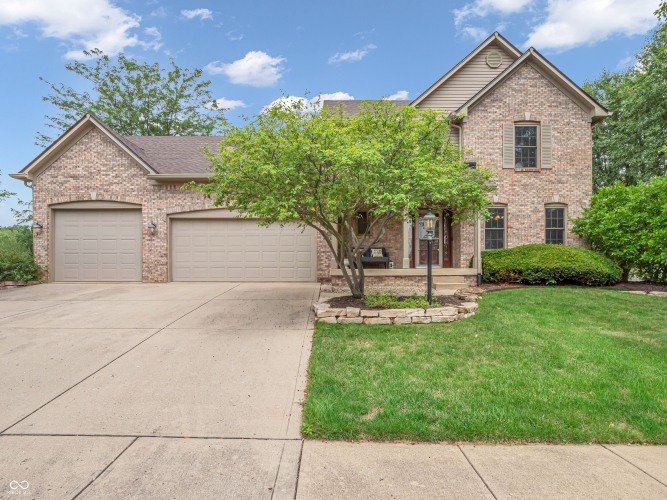 8026  Meadow Bend Drive Indianapolis, IN 46259 | MLS 21989071
