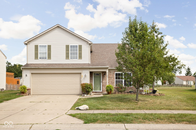 1285  Spring Lake Drive Brownsburg, IN 46112 | MLS 21989496